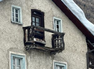 Auf ein Wort: flimsig